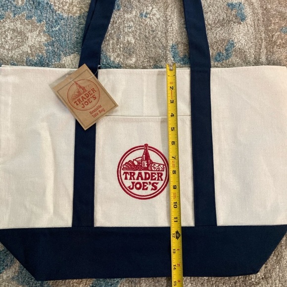 NWT Trader Joe’s Reusable Bag - Picture 4 of 7